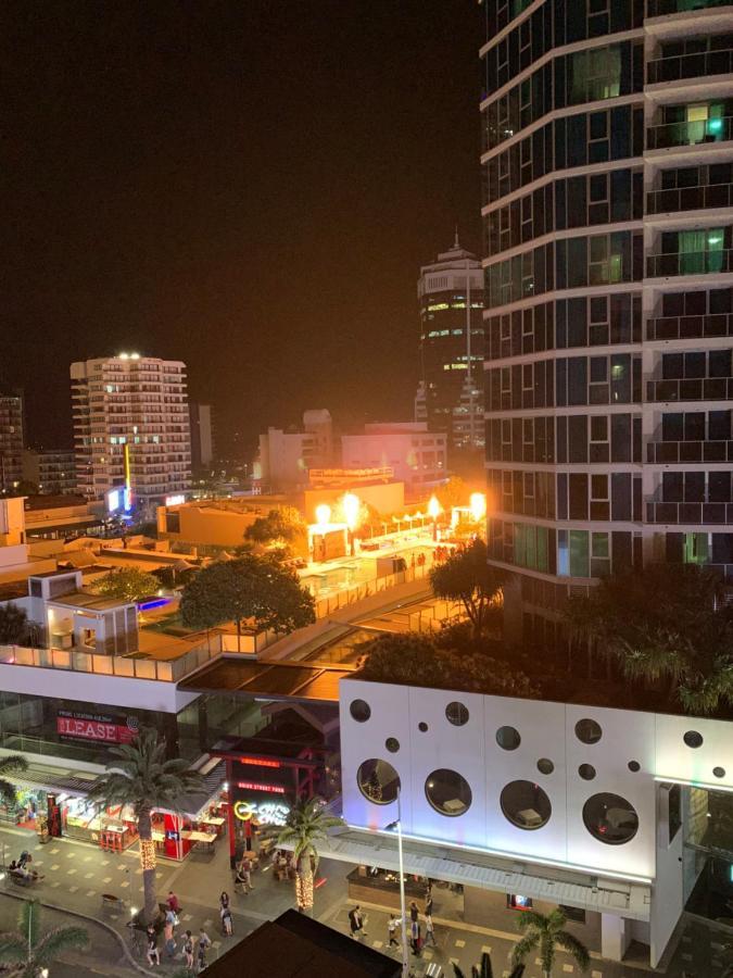 Ferienwohnung Amazing Heart Of Surfers Paradise Gold Coast Exterior foto